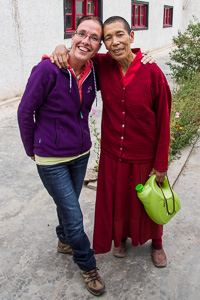 Petra en een non in Nyerma nunnery