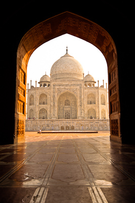 Doorkijkje naar de Taj Mahal
